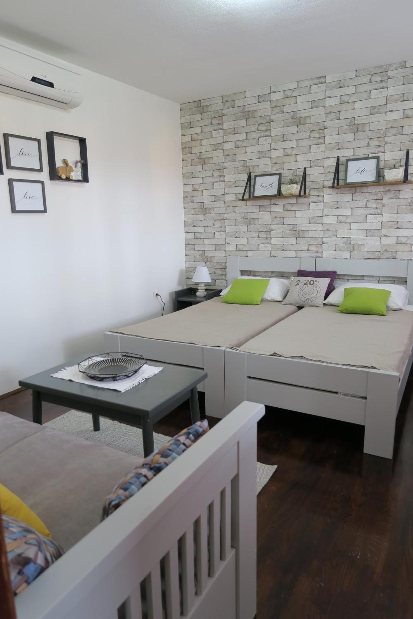 Apartments And Rooms Stefanac سلوني المظهر الخارجي الصورة