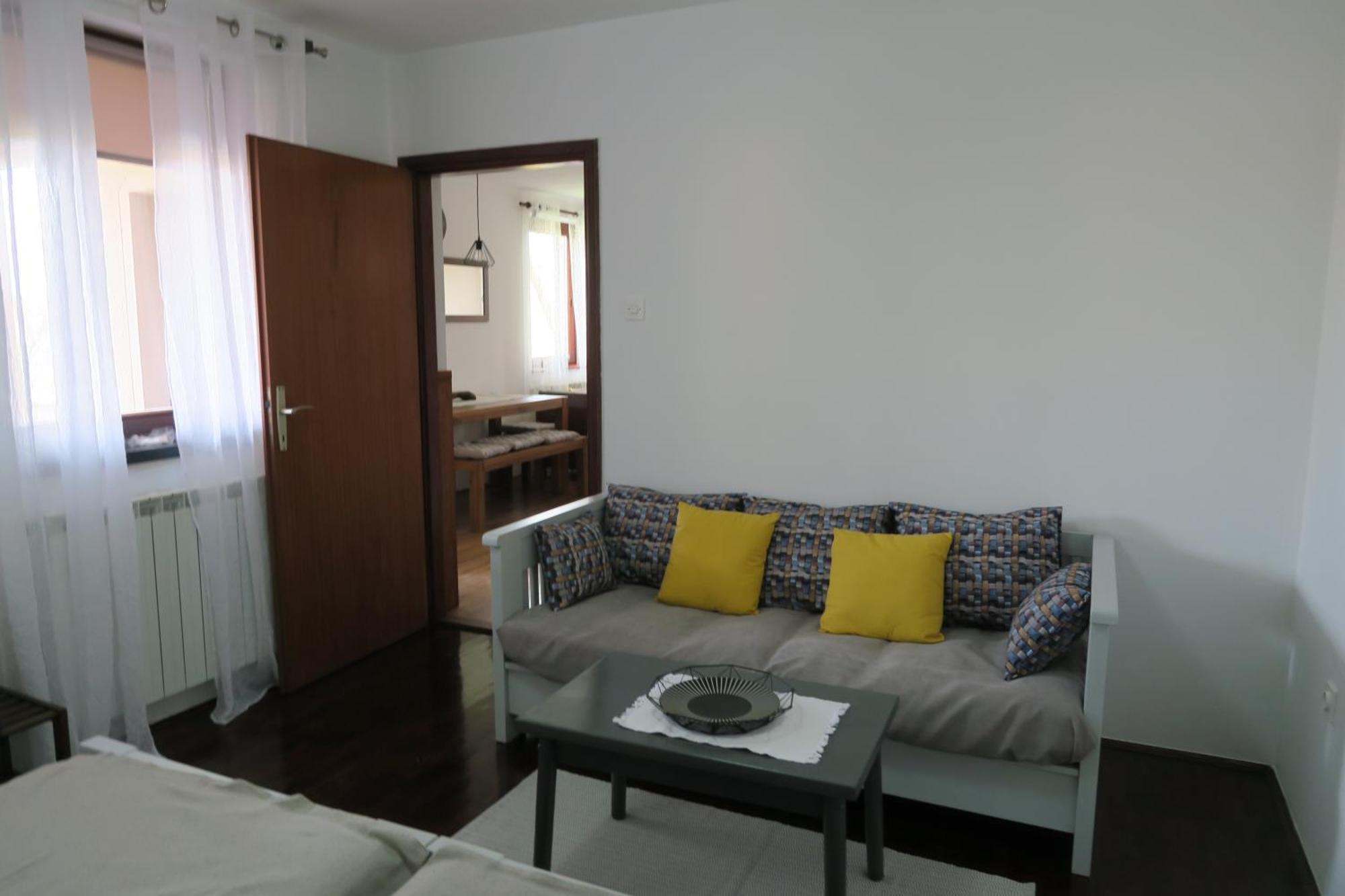Apartments And Rooms Stefanac سلوني المظهر الخارجي الصورة