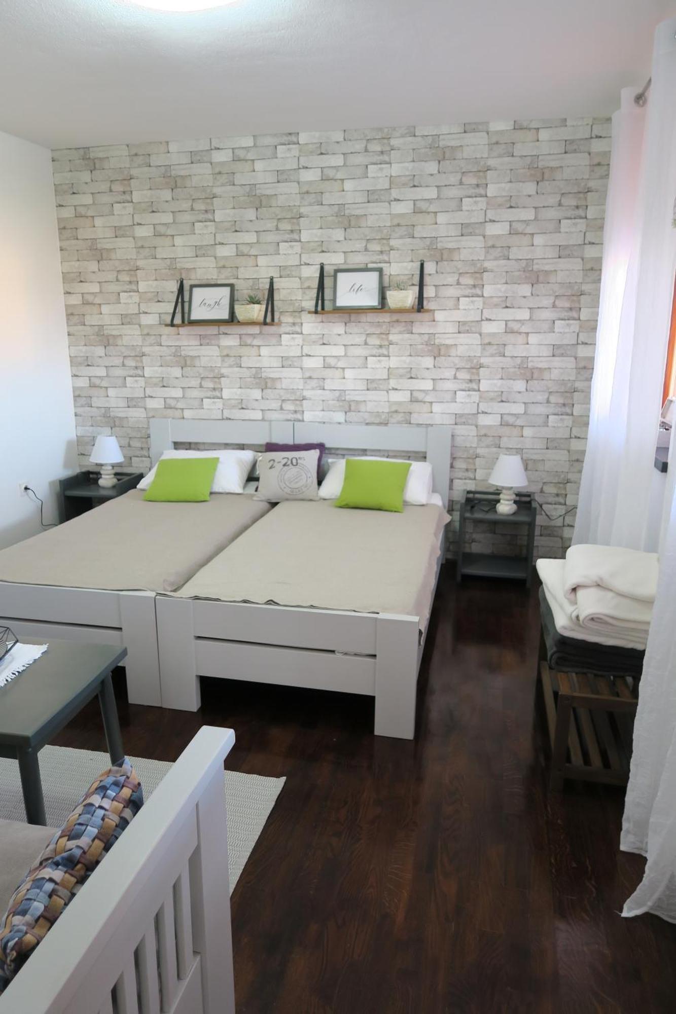 Apartments And Rooms Stefanac سلوني المظهر الخارجي الصورة