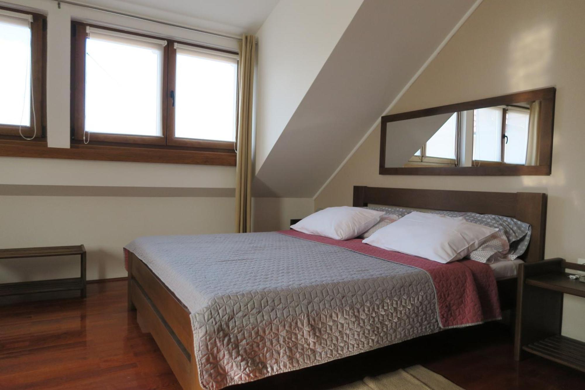 Apartments And Rooms Stefanac سلوني المظهر الخارجي الصورة