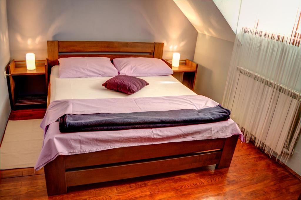 Apartments And Rooms Stefanac سلوني الغرفة الصورة